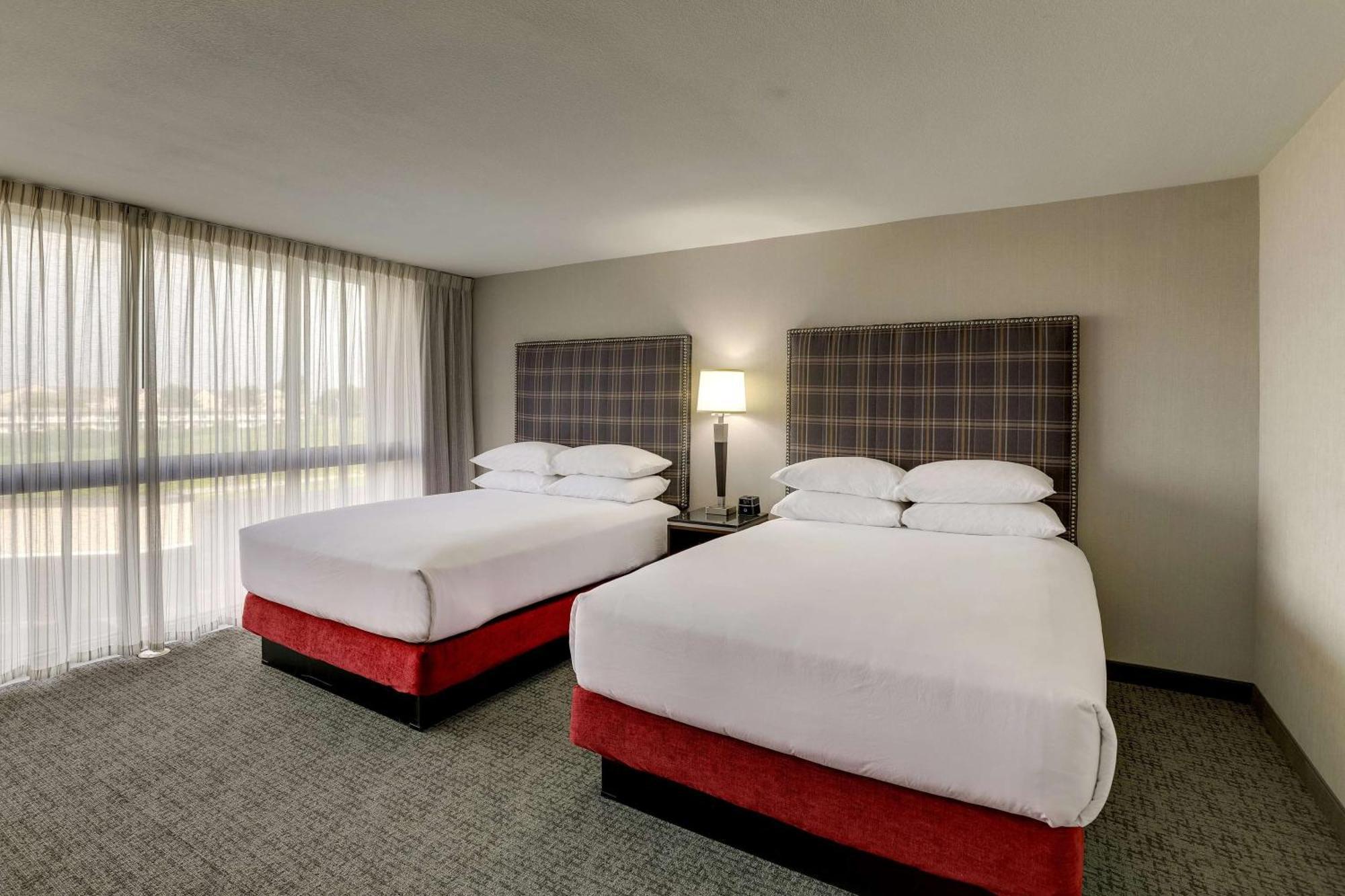Drury Inn & Suites St Joseph Сент-Джозеф Экстерьер фото