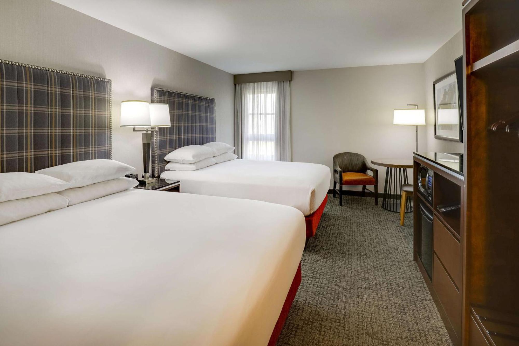Drury Inn & Suites St Joseph Сент-Джозеф Экстерьер фото