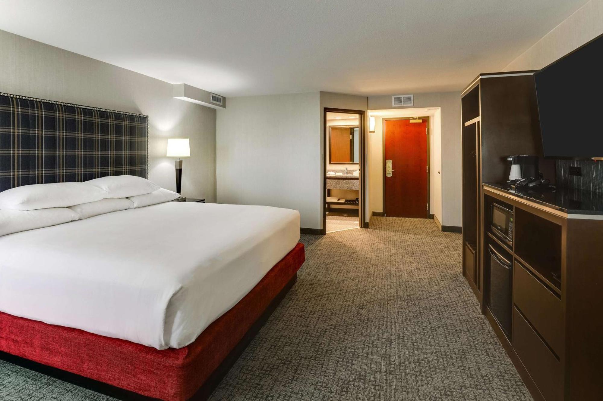 Drury Inn & Suites St Joseph Сент-Джозеф Экстерьер фото