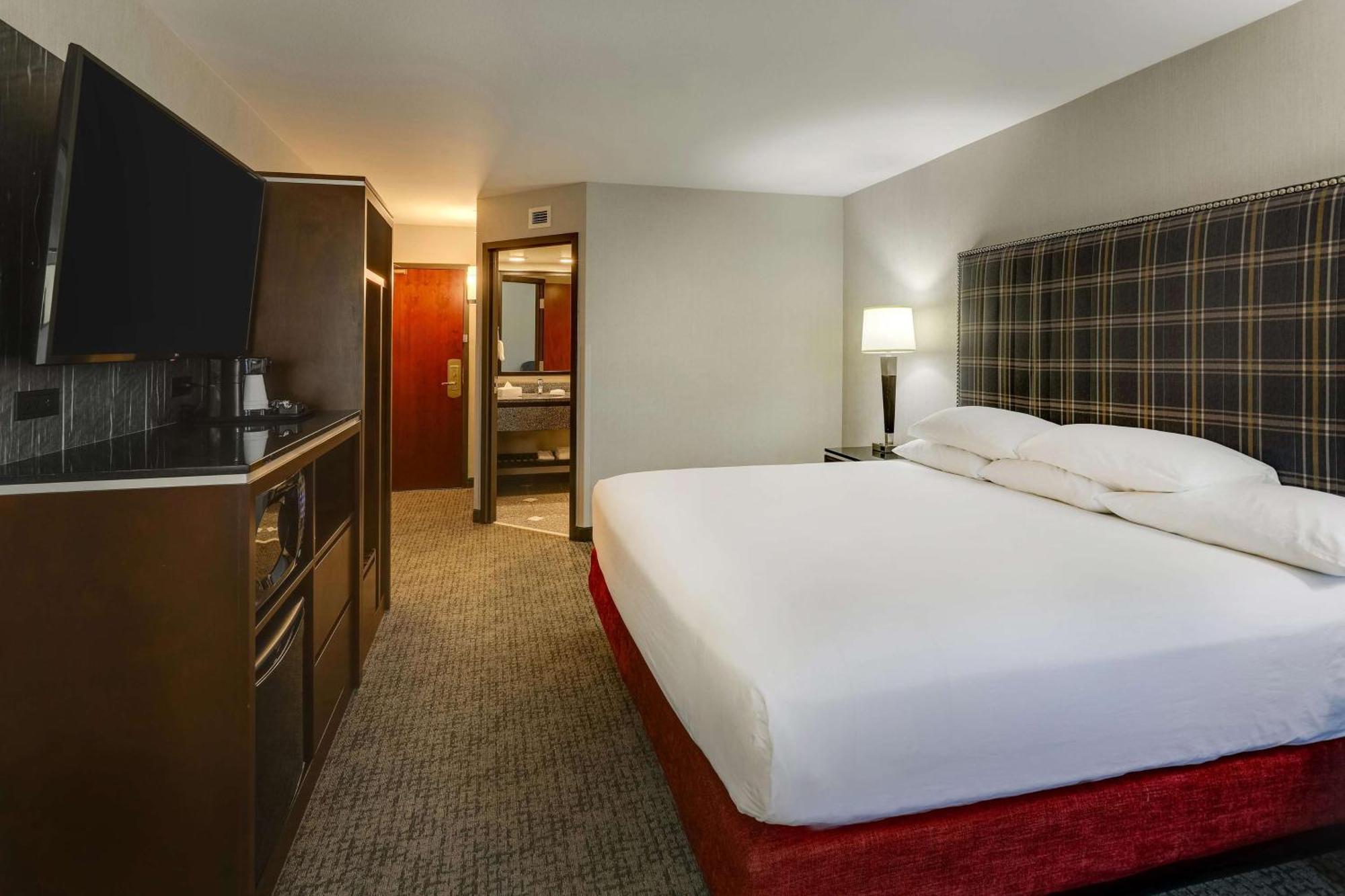 Drury Inn & Suites St Joseph Сент-Джозеф Экстерьер фото